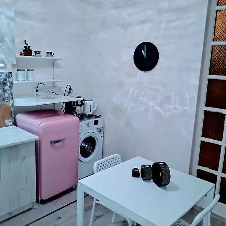 Romeo And Juliet Apartment